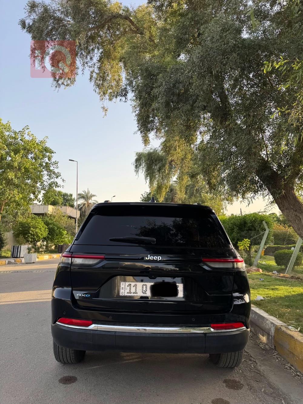 جیپ گراند شیرۆکی